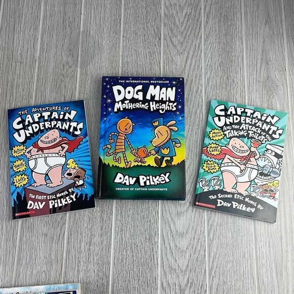 Captain Underpants Comic Collectible Books by Dav Pilkey Set of 3 - Picture 1 of 10